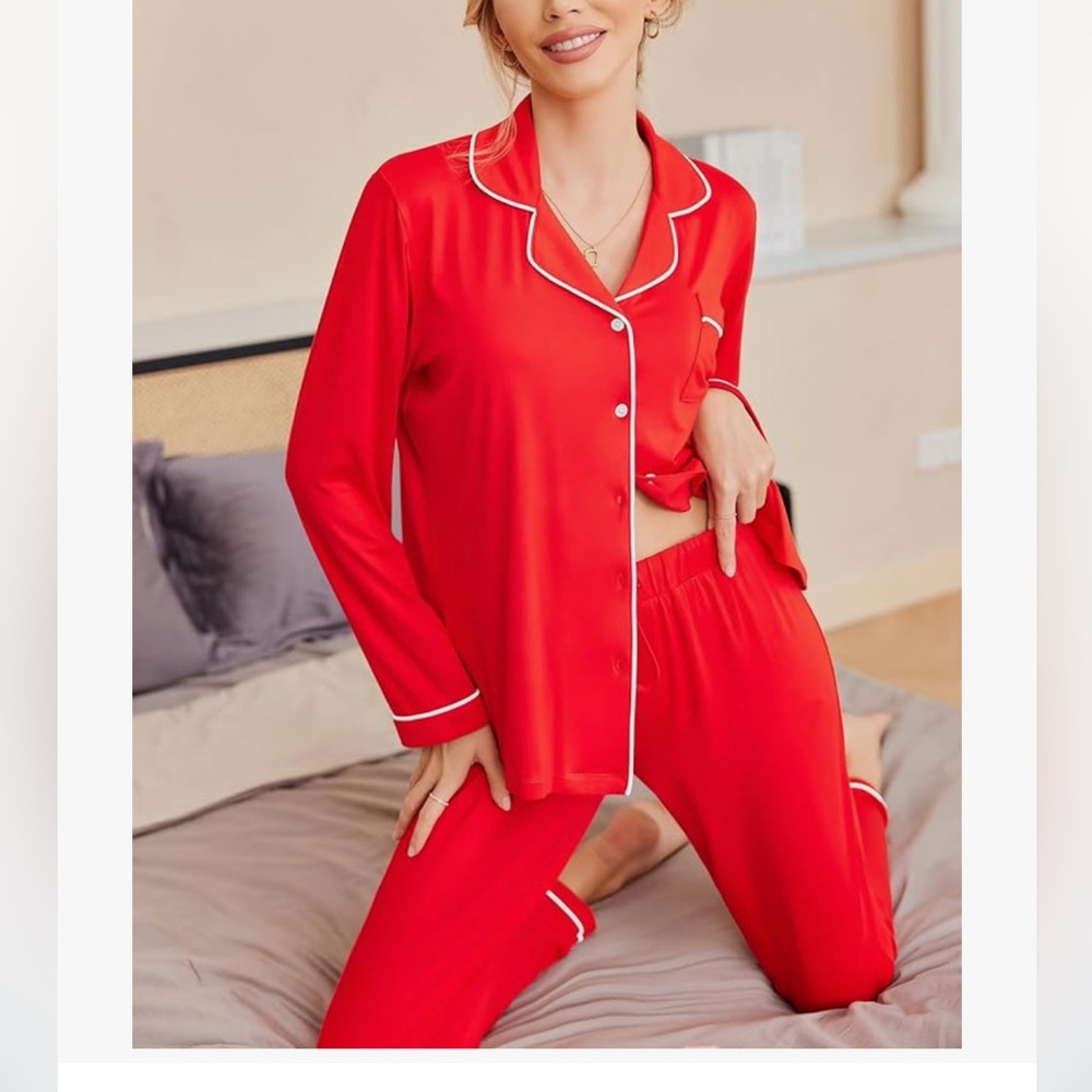 Unban Women's Red Satin Pajama Set